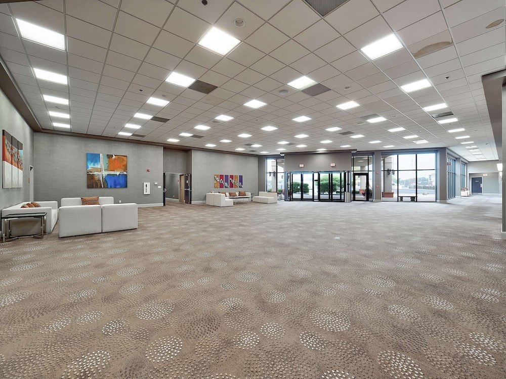 DoubleTree by Hilton Hotel Bloomington - photo 131