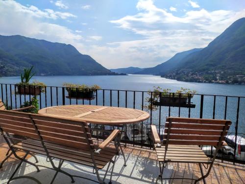 Panorama Lake Como Apartment — 4-Star Luxury Hotel in Pognana Lario, Italy