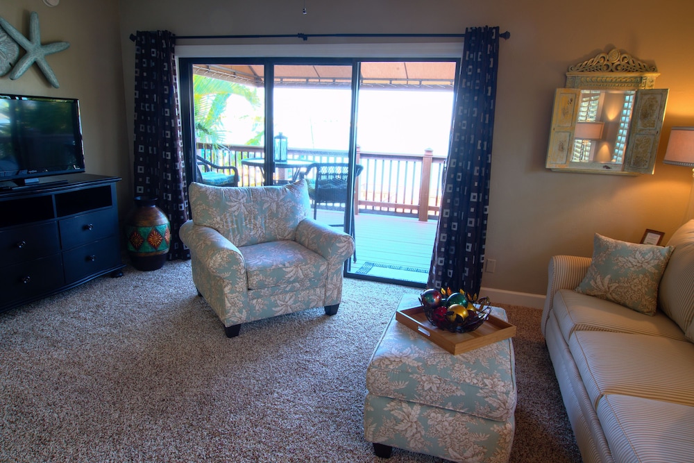 Pasa Tiempo Private Waterfront Resort Adults Only - photo 21