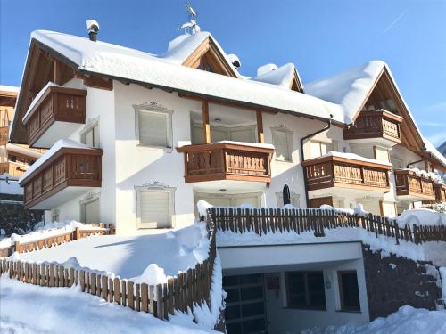 Romys Apartment — 4-Star Luxury Hotel in Selva, Italy