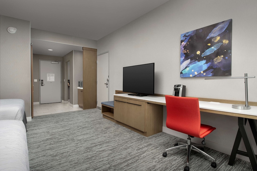 Hilton Garden Inn San Jose Airport - photo 12