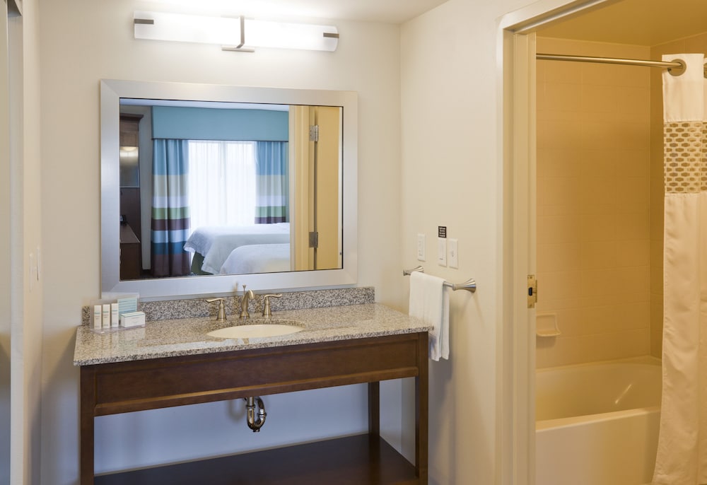 Hampton Inn & Suites Minneapolis West Minnetonka - photo 17
