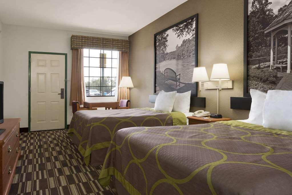 Super 8 by Wyndham Chatsworth Dalton - photo 7