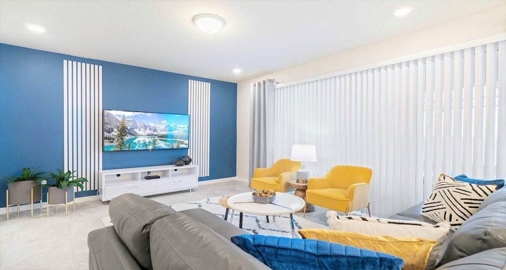 Windsor Island Resort 5BR Wpool spa Near Disney - featured photo