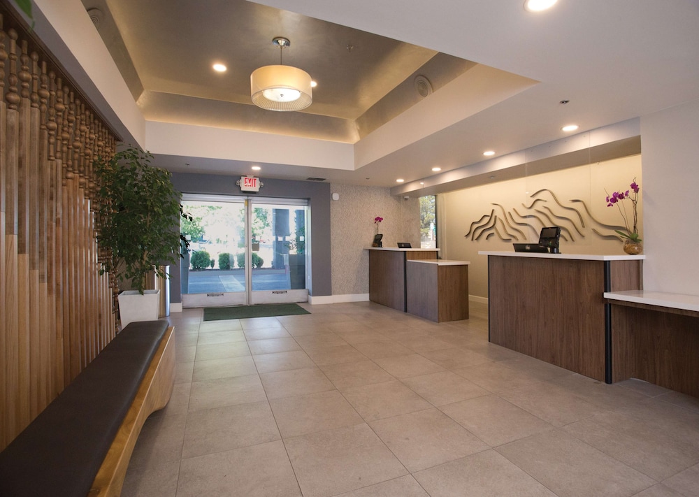 DoubleTree by Hilton Chico - photo 9