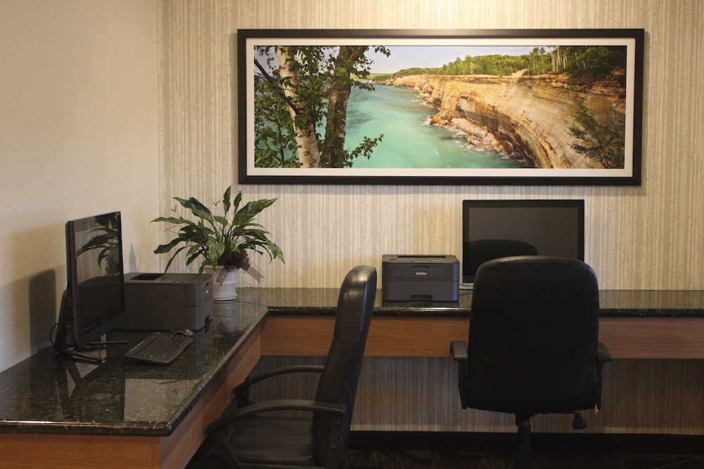 Holiday Inn Express Munising Lakeview by IHG - photo 29