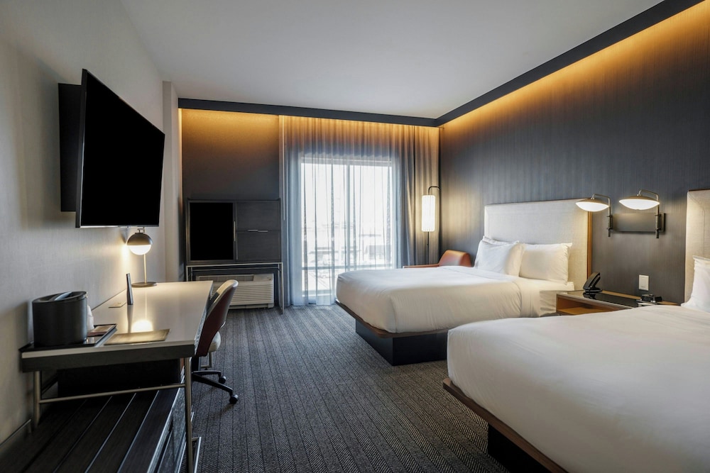 Courtyard by Marriott Indianapolis Fishers - photo 16