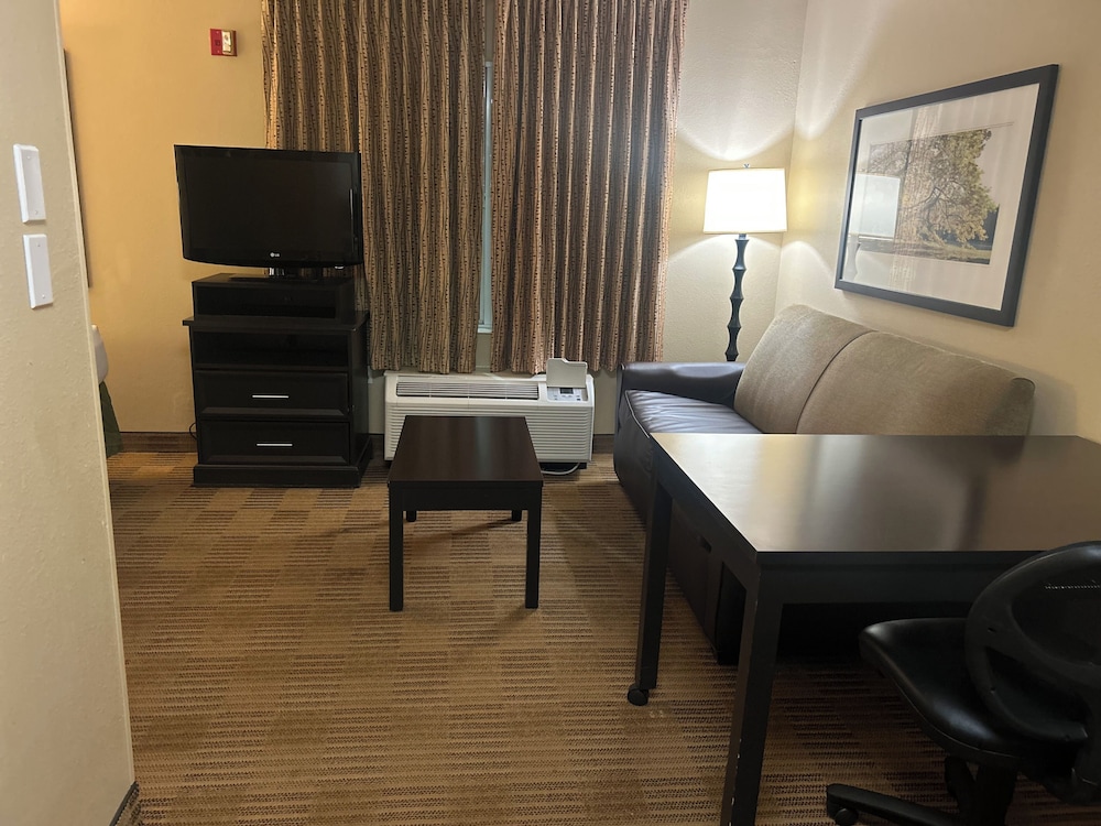 MainStay Suites Washington Dulles Airport - photo 16