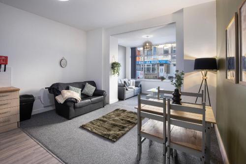 Bank Street Apartment 6 — 4-Star Luxury Hotel in Blackpool, United Kingdom