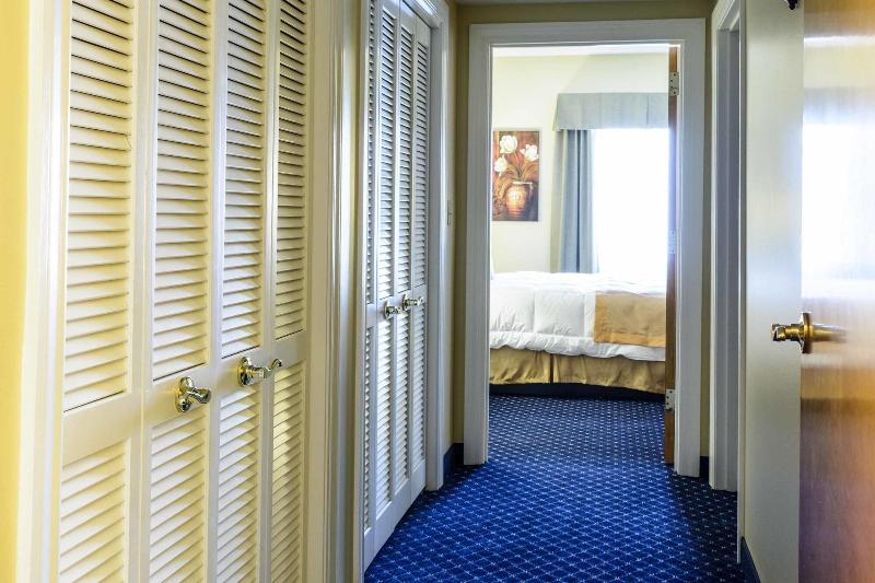 Asbury Inn & Suites - photo 24