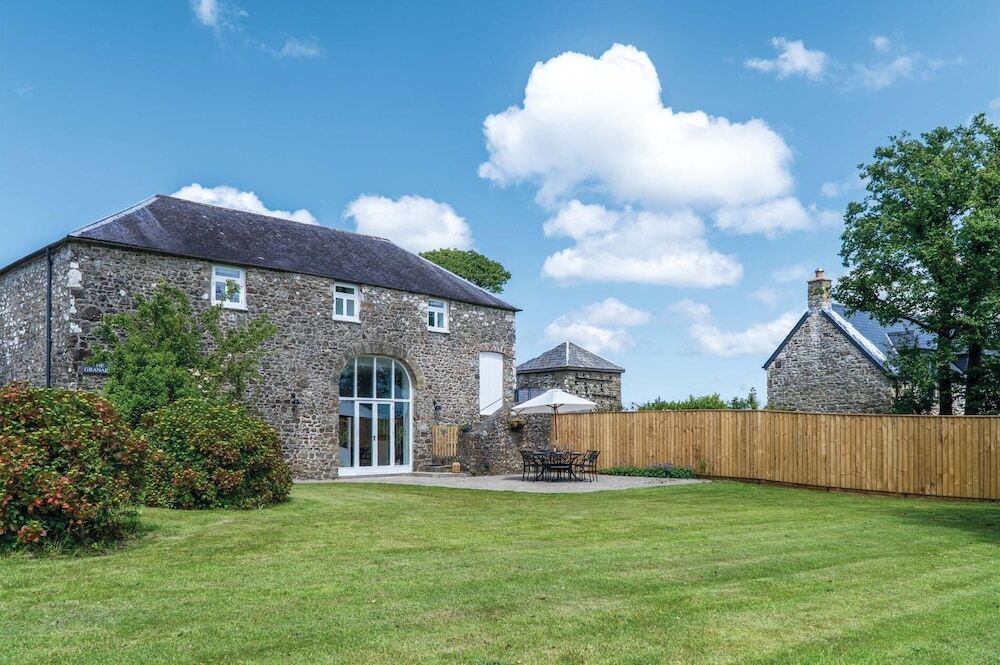 The Granary 3 Bed Barn Conversion Llawhaden in Narberth, United Kingdom