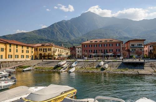 La Casa del Nonno Franco — 4-Star Luxury Hotel in Colico Piano, Italy