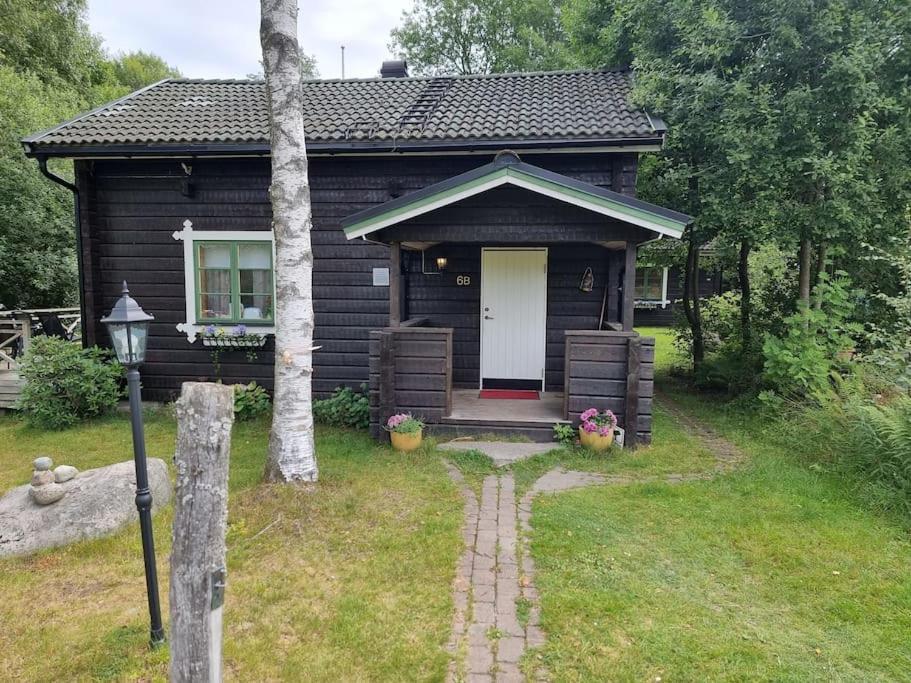 Sjö Stuga 6 B — hotel in Landvetter