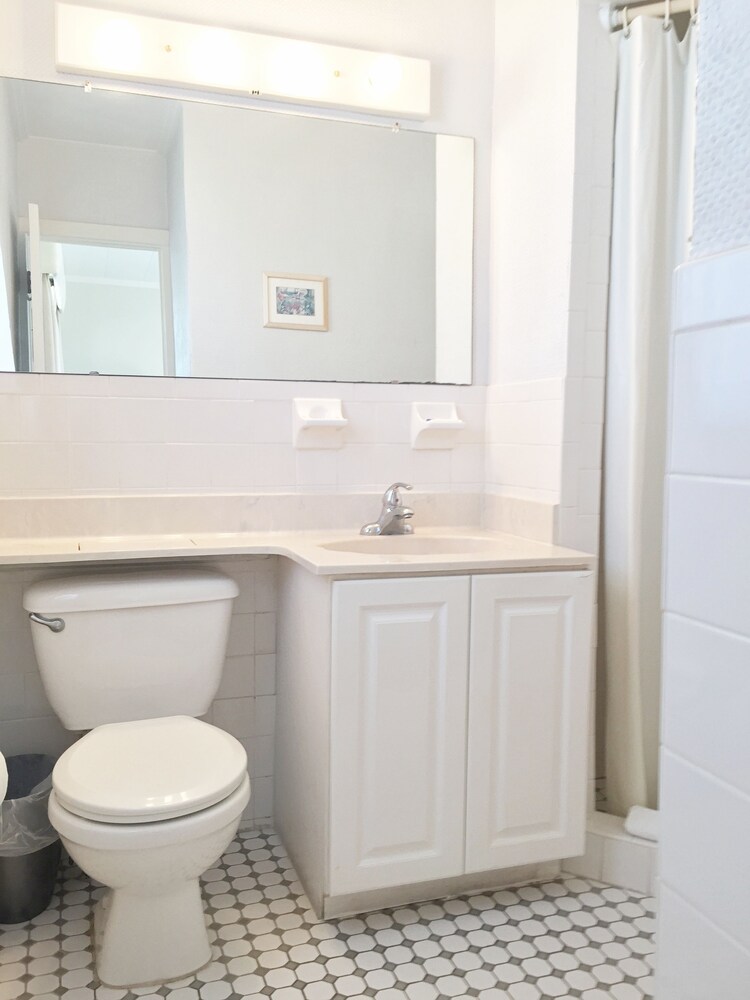 Surf Studio Beach Resort - photo 37