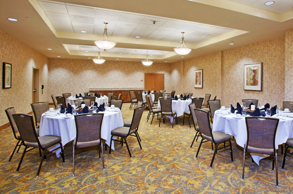 Holiday Inn Laramie by IHG - photo 31