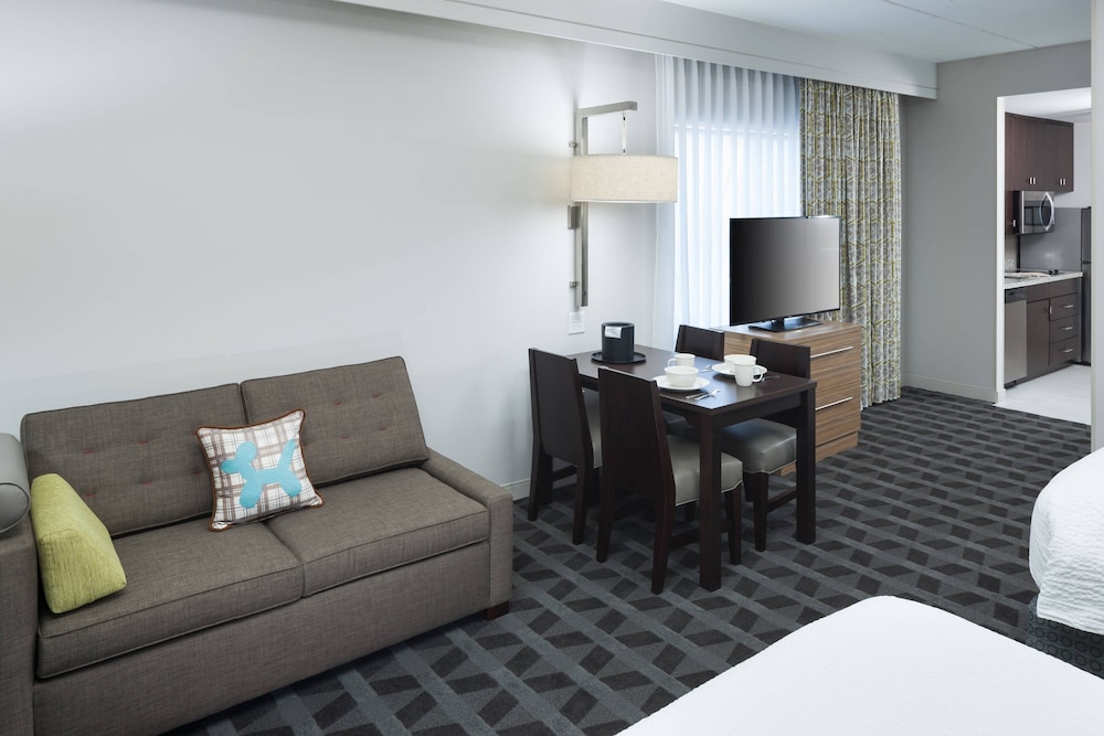 TownePlace Suites by Marriott Orlando at SeaWorld - photo 15