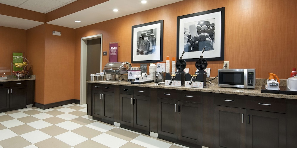 Hampton Inn & Suites Seneca Clemson Area - photo 62