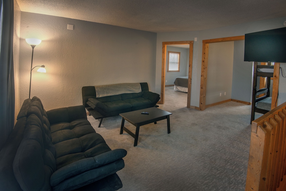 Rustic Inn - photo 16