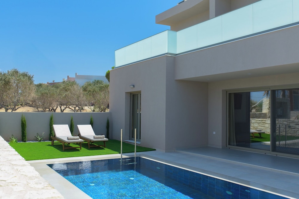 Lumina Sense Villas — 4-Star Luxury Hotel in Kato Gouves, Greece