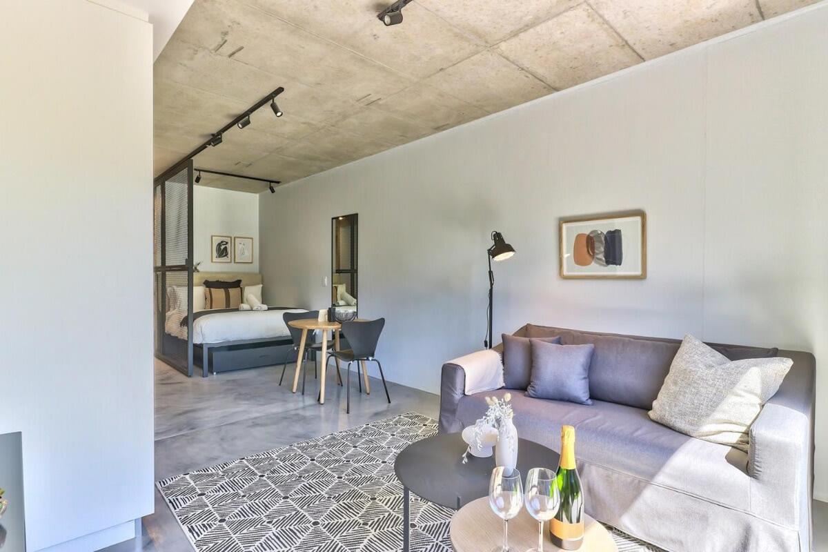 Secure Central Worker Bees luxury pad with pool