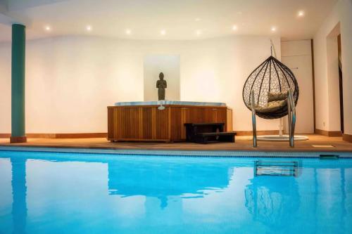 Havre De Paix A Bruxelles Avec Piscine Et Sauna — Brussels