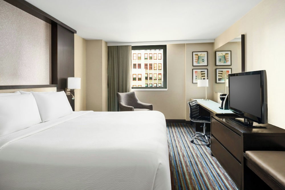 Courtyard by Marriott New York Manhattan Times Square - photo 21
