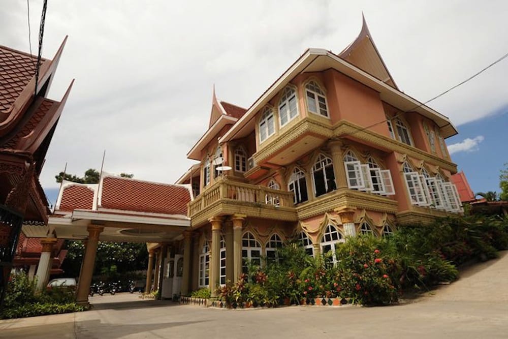 Chaweng Resort in Ko Samui, Thailand