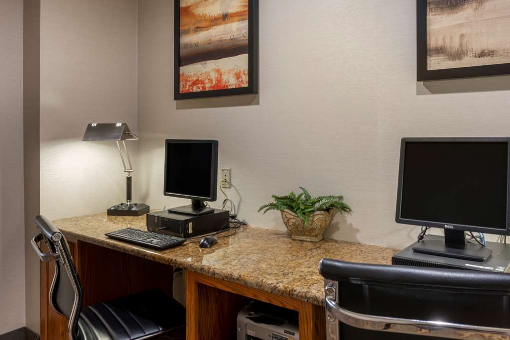 Best Western Plus Capital Inn - photo 8