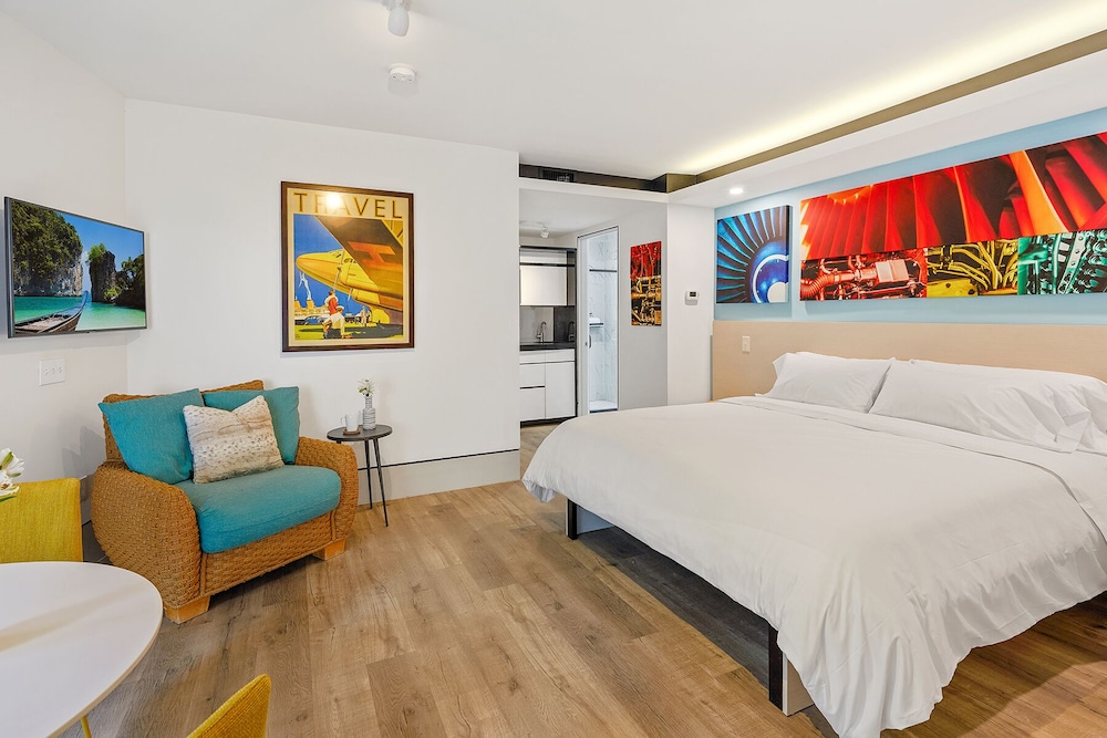 Ocean Treasure Beachside Suites - photo 32
