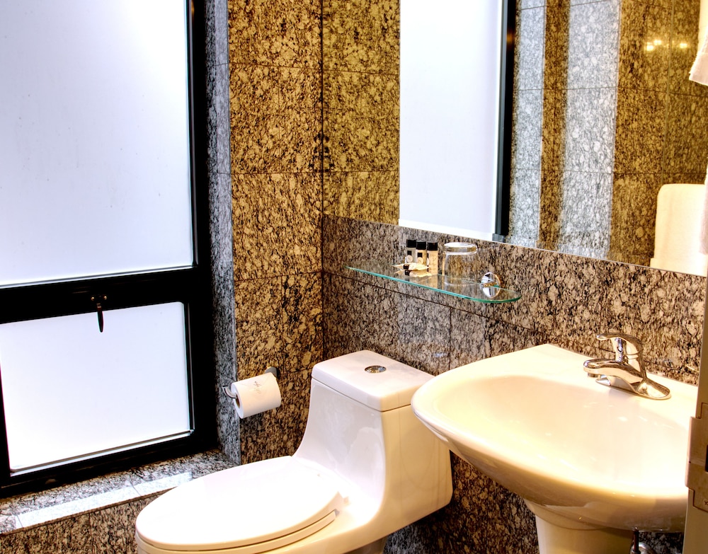 The Ridge Hotel - photo 26