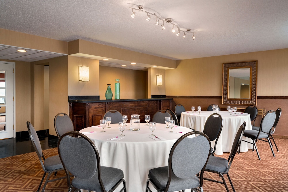 Crowne Plaza Englewood by IHG - photo 32