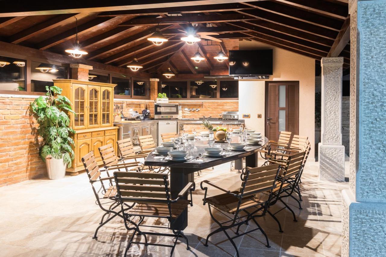 Superb Villa Maxima with Private Pool Sauna Jacuzzi Playground for Up To 18 Persons Extra Pool Heating Available — Marcana — photo 3