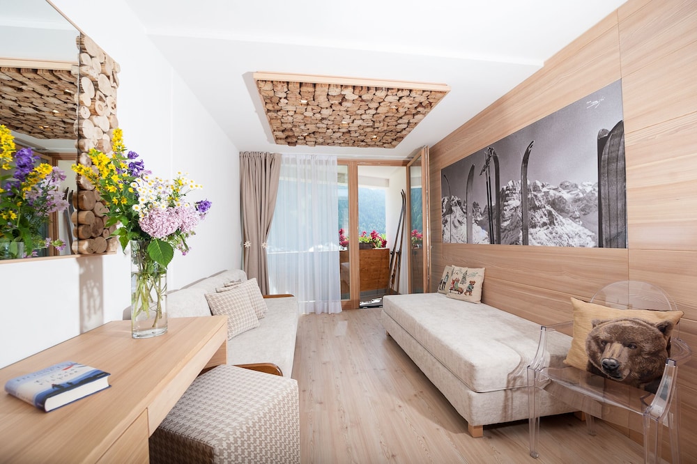 Dahu in Pinzolo, Italy