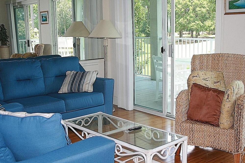 Brunswick Plantation Resort and Golf Condo 805M with Full Kitchen by RedAwning - photo 4