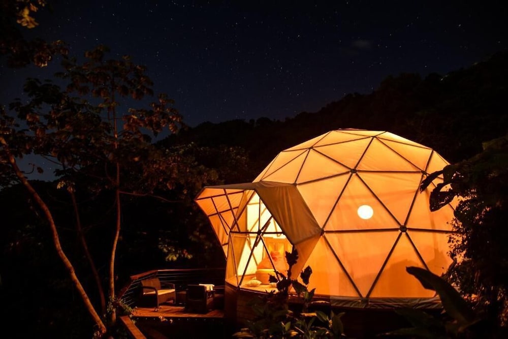 Trekker Glamping EcoLodge Boutique in Santa Marta, Colombia