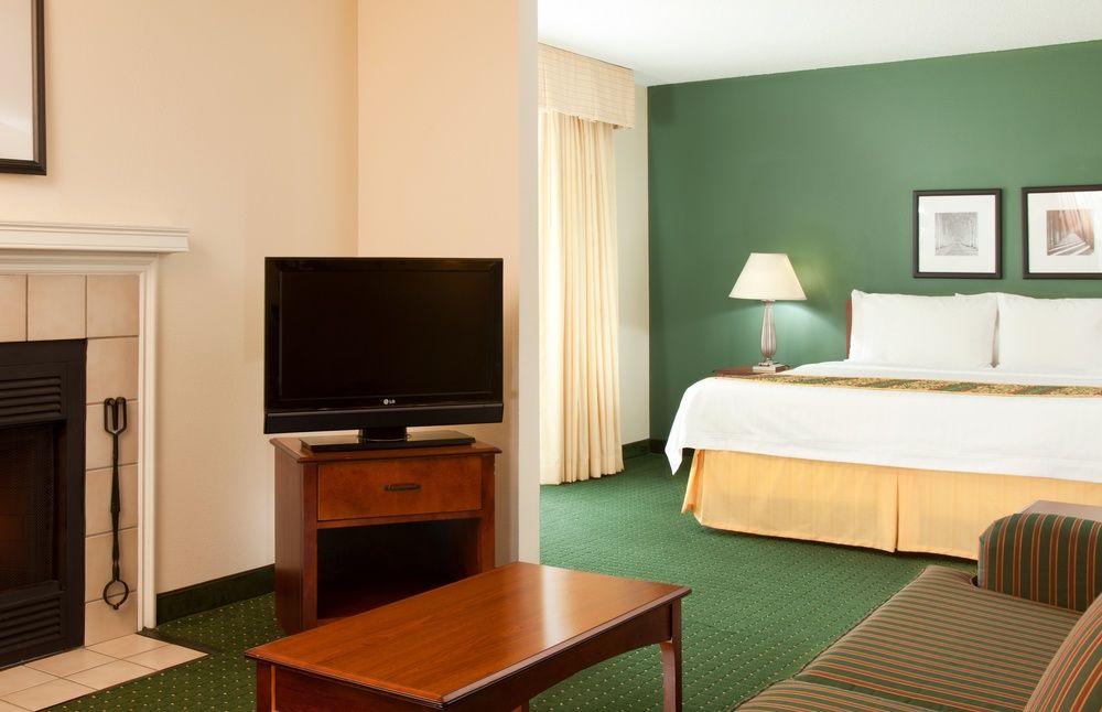 Residence Inn by Marriott Kansas City - photo 12