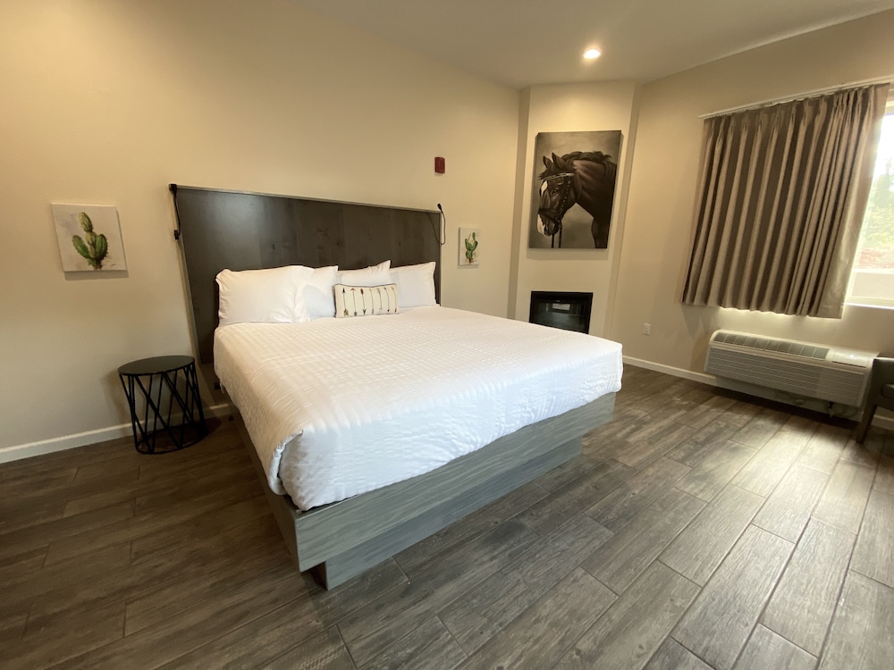 Sedona Village Lodge - photo 15