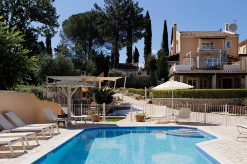 Villa St. Nicholas House & Guest Apart. — 4-Star Luxury Hotel in Corfu, Greece