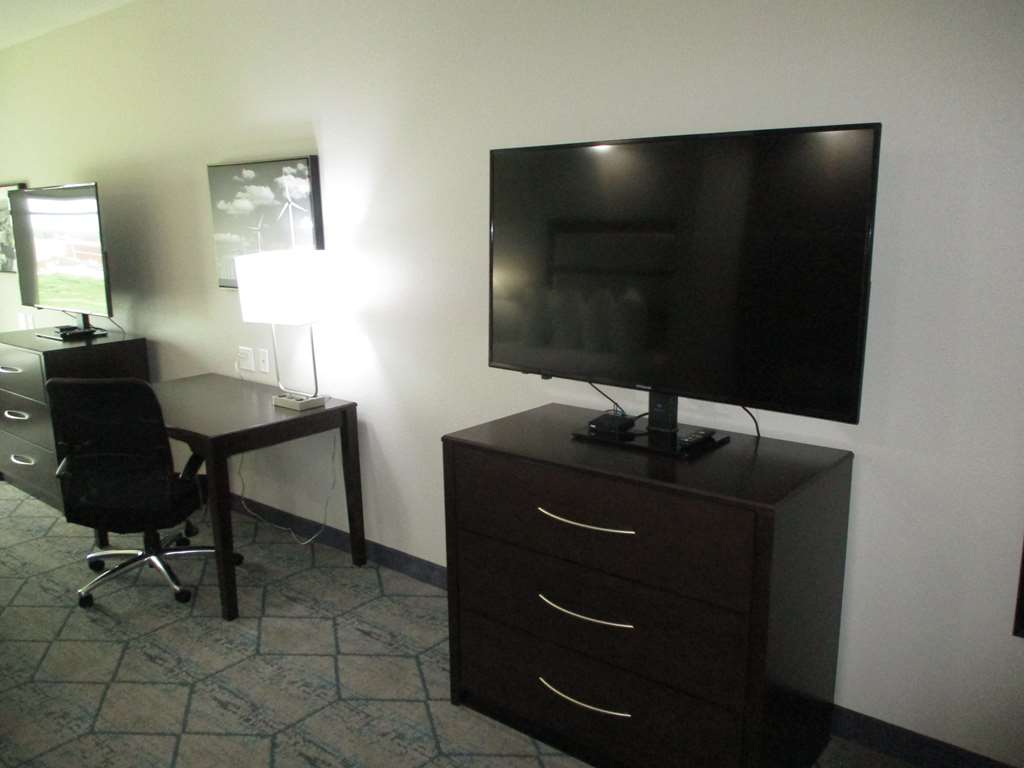 Best Western Plus McPherson - photo 12