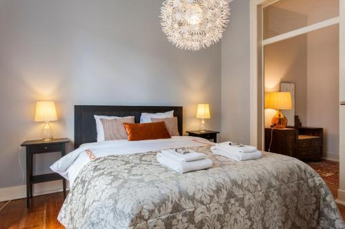 Bairro Alto 3 Bedroom Patio Flat — 4-Star Luxury Hotel in Lisbon, Portugal
