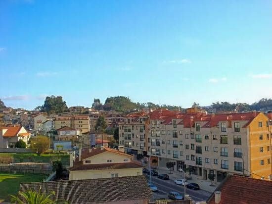 Hotel San Juan II in Poio, Spain