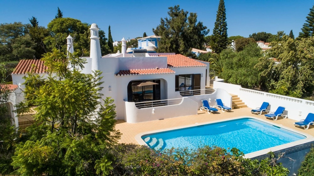 Carosim Quiet Location Close to Beach Private in Lagoa, Portugal