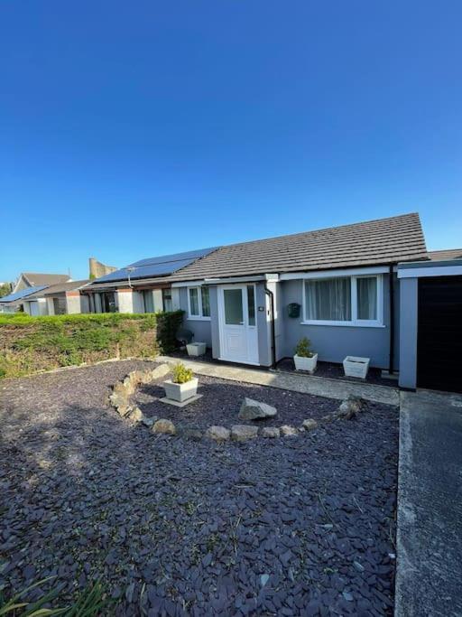 Peaceful centrally located 2 Bedroom Bungalow. — 4-Star Luxury Hotel in Camborne, United Kingdom