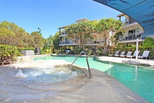 Unit 13 Seacove Resort — Coolum Beach