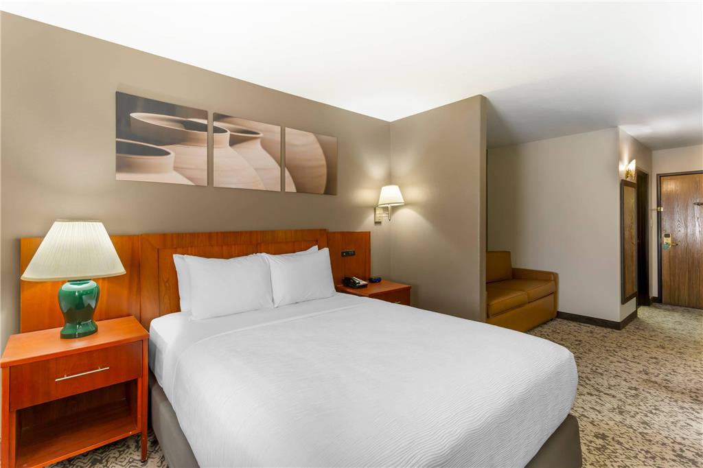 Quality Inn & Suites Fillmore I 15 - photo 22