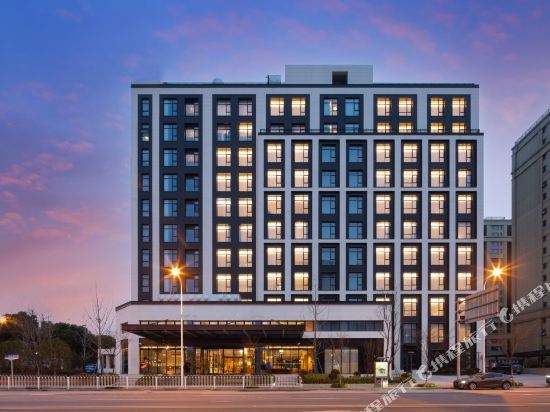 Quzhu Hotel - last minute hotel in Kunming