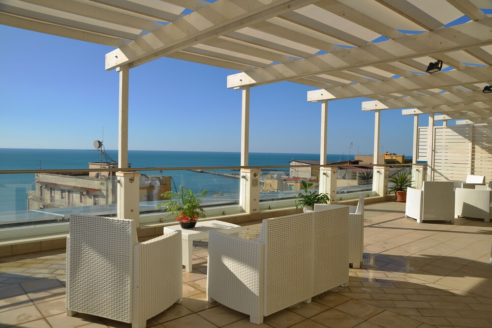 Aurora Residence — 4-Star Luxury Hotel in Gela, Italy