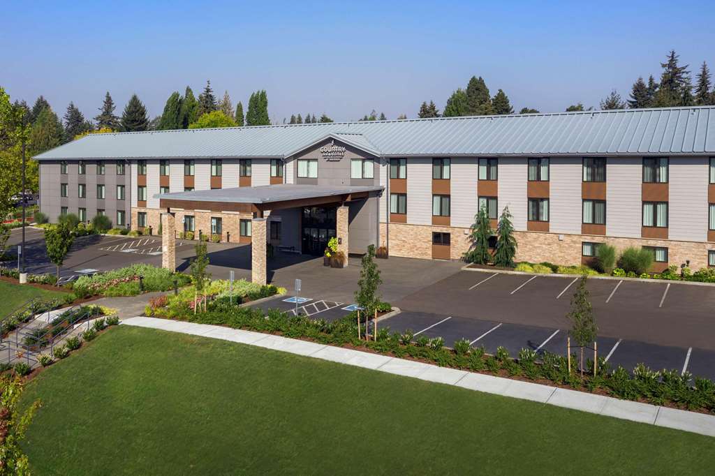 Country Inn & Suites by Radisson Seattle Tacoma International Airport WA - carbon neutral hotel in Seatac