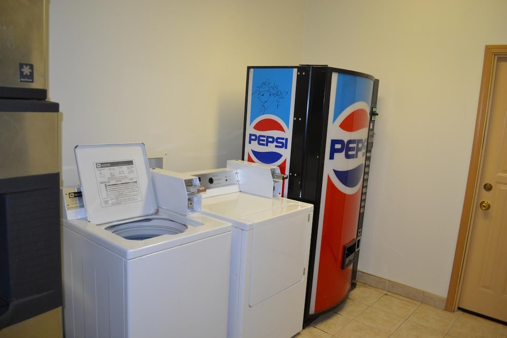 Countryside Suites - photo 29