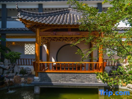Yun He Ye Bo Hotel — 4-Star Luxury Hotel in Wuxi, People's Republic of China